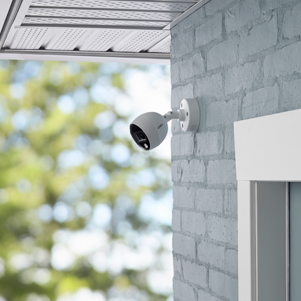 Lorex 4K Ultra HD Security Camera System - Image 2